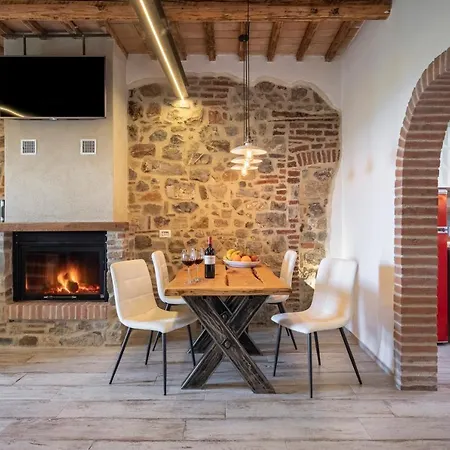 Residenza Castello Di Valli *